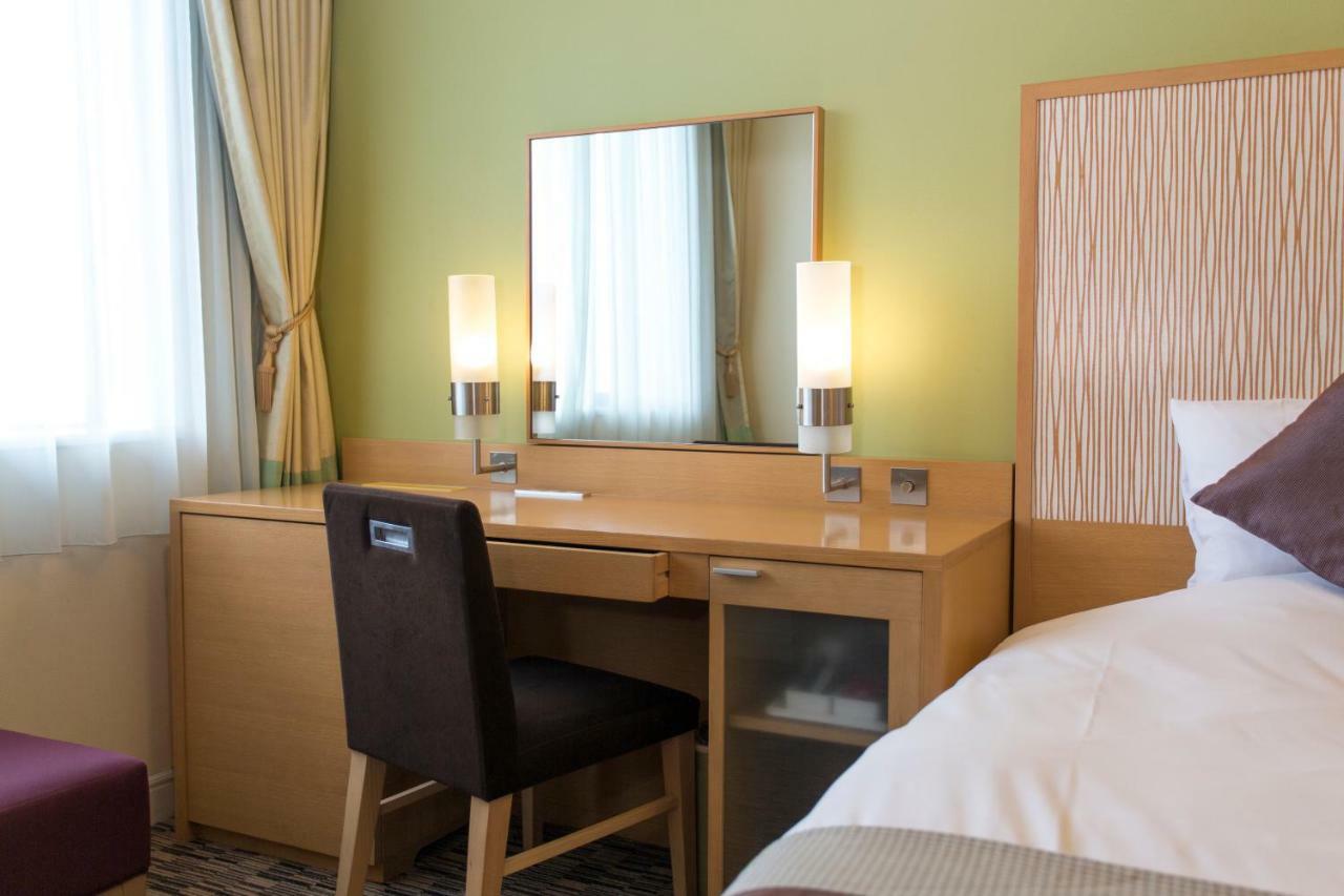 Hotel Monterey Grasmere Osaka Exterior photo
